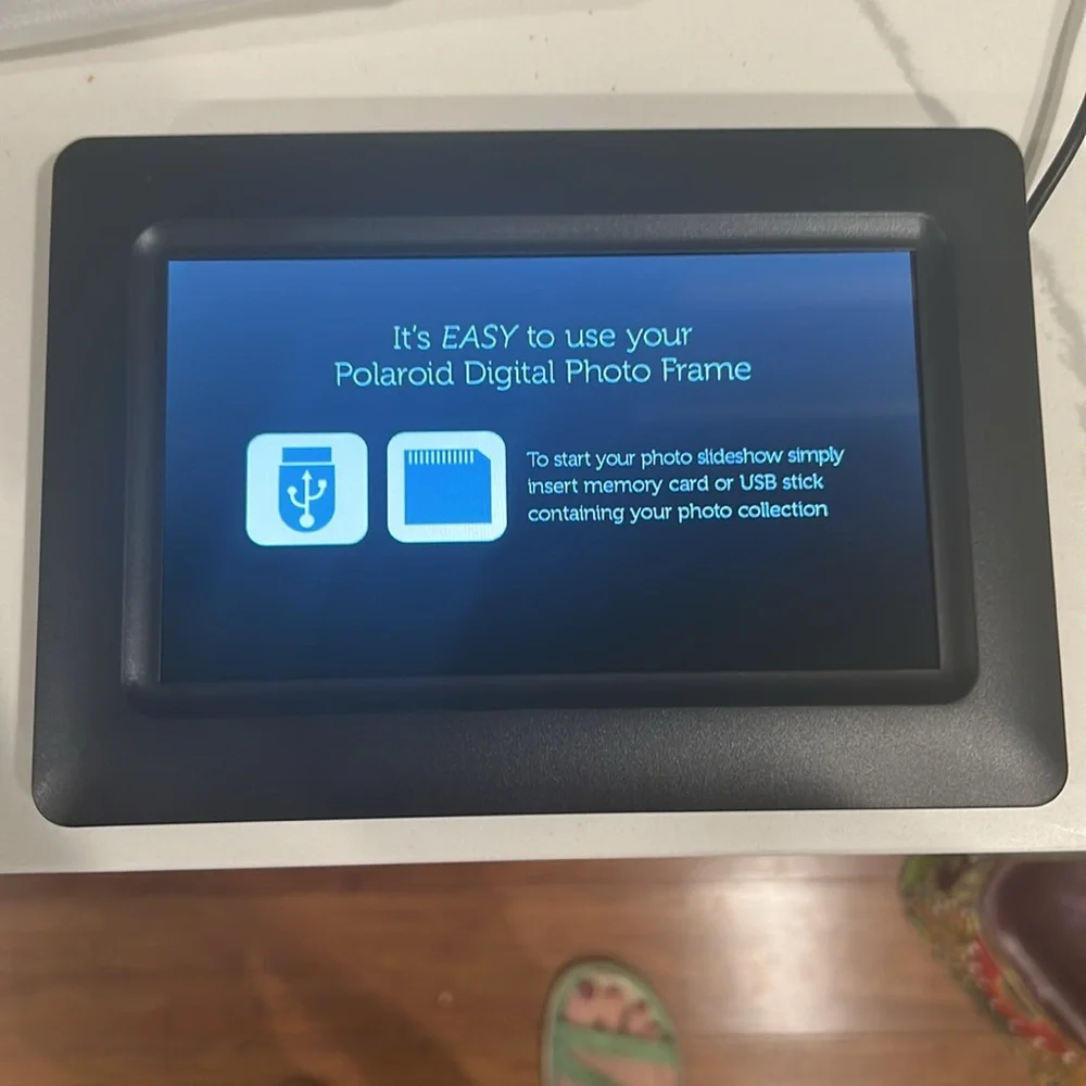 Polaroid 7 inch Digital Picture Frame